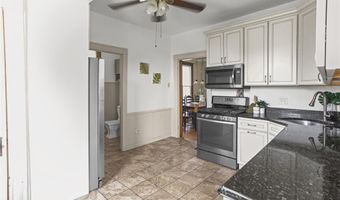 437 E 4th St, Alton, IL 62002
