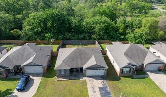 2409 Crestview Ln, Barling, AR 72923