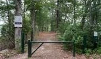 8 Winterberry Dr, Coventry, RI 02816