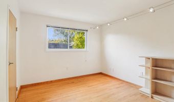 4510 GRETNA St, Bethesda, MD 20814