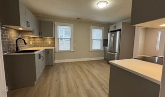 22 Dwight St 2Nd Fl, Ansonia, CT 06401