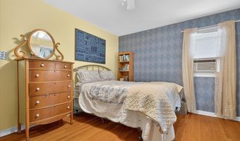60 Clermont St, Albany, NY 12203