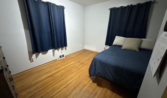 1526 S Dakota St, Aberdeen, SD 57401