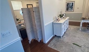 591 Main St, East Greenwich, RI 02818