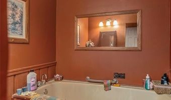 231 Hurricane Bluff Dr, Benton, LA 71006