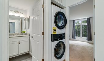 1140 LAKE HERON 2A, Annapolis, MD 21403