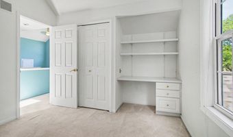 1480 Kelly Green Dr, Ann Arbor, MI 48103