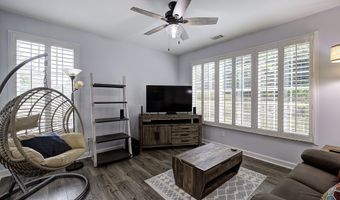 4477 Black Hills Dr NW, Acworth, GA 30101