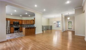 40 Merritt Dr, Bella Vista, AR 72714