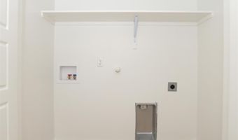 2308 Sage St, Carlsbad, NM 88220