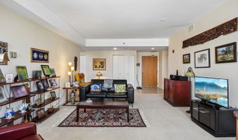 77 S Evergreen Ave 1204, Arlington Heights, IL 60005