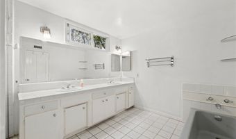 3601 Dellvale Pl, Encino, CA 91436