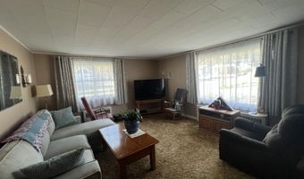 37 Pine Island Ave, Berlin, NH 03570