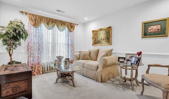 402 DERRYTOWN Dr, Bear, DE 19701