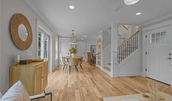 5 Lillis Ave, Barrington, RI 02806