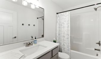 1811 SW Westview Dr, Ankeny, IA 50023