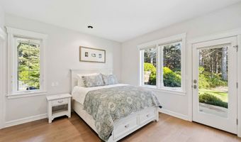 88248 TOKYO Ln, Bandon, OR 97411