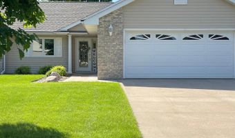 1205 26th St SW, Austin, MN 55912