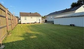 815 LEBEAU St, Arabi, LA 70032