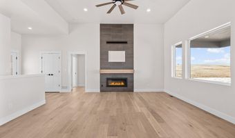 1205 WINEGLASS Rd, Cheyenne, WY 82009