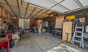 1703 12th Ave, Belle Fourche, SD 57717