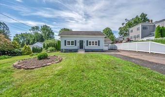 2 Riverview Pl, Cromwell, CT 06416