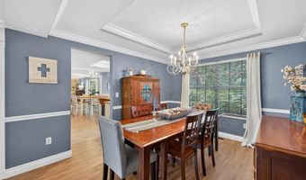 554 Lering Ct, Ballwin, MO 63011