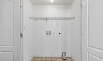 2 FOXFIELD Ct, Bear, DE 19701