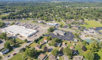 260 Renfrew Ave, Adrian, MI 49221