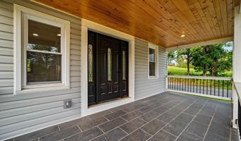 8255 MERTZTOWN Rd, Alburtis, PA 18011