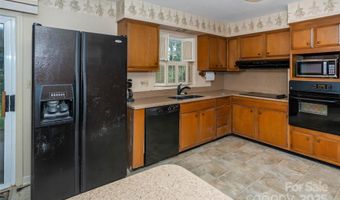 91 Haw Creek Cir, Asheville, NC 28805