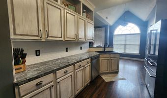 21306 Lawrence 2074, Ash Grove, MO 65604