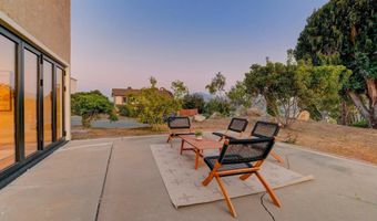 9830 Lyncarol Dr, La Mesa, CA 91941
