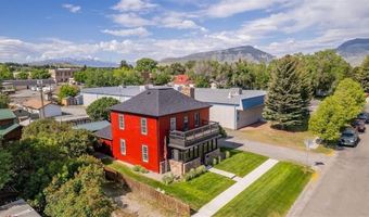 1226 Salsbury Ave, Cody, WY 82414