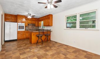729 W 38TH St, Anniston, AL 36201