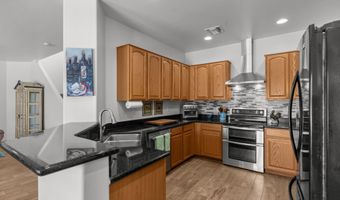 977 S Limestone St, Benson, AZ 85602