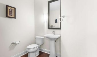 270 17th 1413, Atlanta, GA 30363