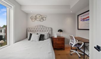 919 12TH St NE A305, Washington, DC 20002