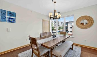 8253 Mayo Dr 201, Madison, WI 53719