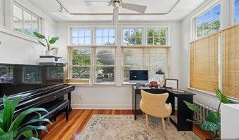 617 Avenue E, Bayonne, NJ 07002