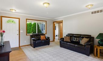 467 Dixie Blvd, Algonac, MI 48001
