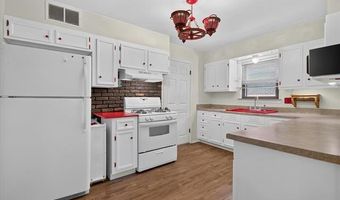 4216 Brookline Dr, Bartlesville, OK 74006