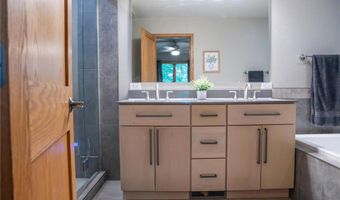 1804 Wildflower Ln NE, Alexandria, MN 56308