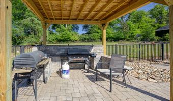 1108 Mildred Dr, Alcoa, TN 37701