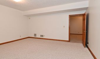 1250 Bur Oak Ct, Avon, IN 46123