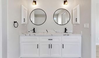 22562 Houston St, Apple Valley, CA 92308