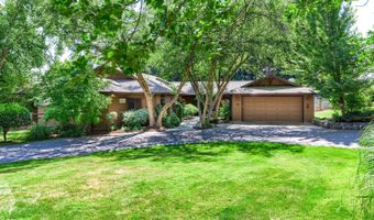 550 Crowson Rd, Ashland, OR 97520