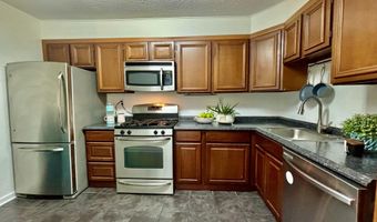 1300 ARMY NAVY Dr 816, Arlington, VA 22202