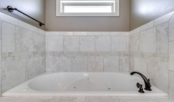 272 Hidden Hills Pkwy, Brandon, MS 39047