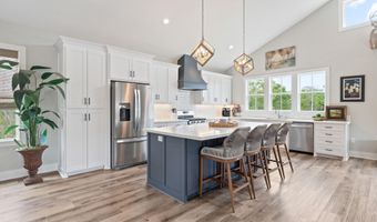 9406 Amberjack Ln, Abbeville, LA 70510